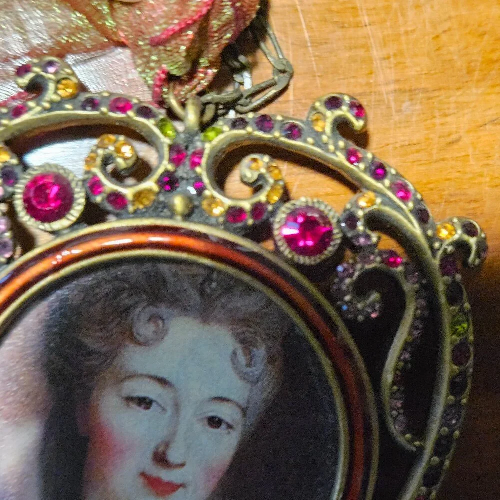 RARE JAY STRONGWATER VICTORIAN HEART CRYSTAL ENAMEL HANGING MINI FRAME ORNAMENT